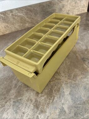 General Electric Olive Ice Cube Tray with Matching Storage Bin